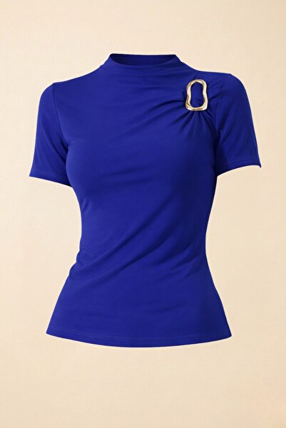 Potenza Γυναικείο μπλουζάκι κοντομάνικο χρυσό Με λεπτομέρεια αγκράφας Με σούρ...