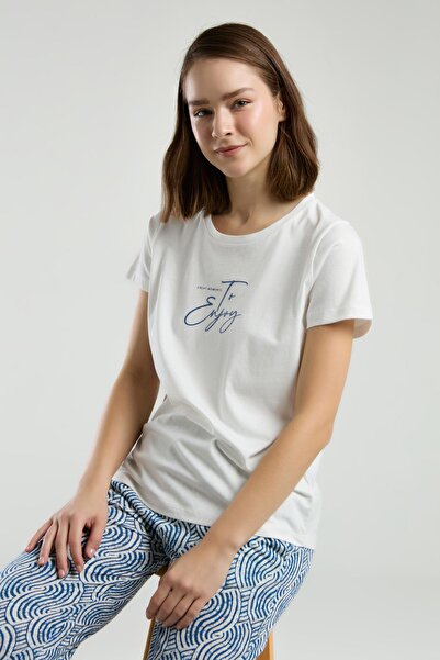 Arnetta Premium Great Moments to Enjoy Women's White Short Sleeve Cotton Piec...