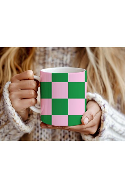 Beramussa كوب أخضر وردي بنقش مربعات - كوب بتصميم هندسي منقوش - هدية