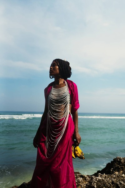 Bashaques African Body Accessory Beyaz Boncuklu El Yapımı Vücut Aksesuarı