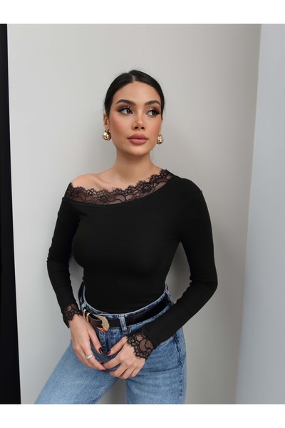 ESRAHELVACI Tek Omuz Açık Dantelli Bluz