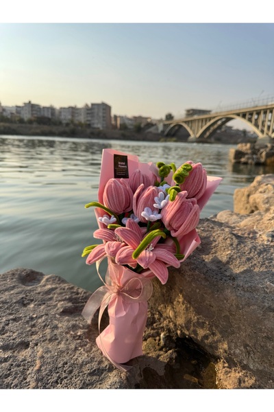 Kristal Flowers Pembe Lilyum ve Lale Yapay Çiçek Buketi Şönil