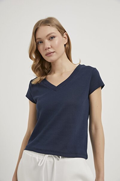 Arma Life Armalife 26652 v neck Stretchy Cropped women's t-shirt