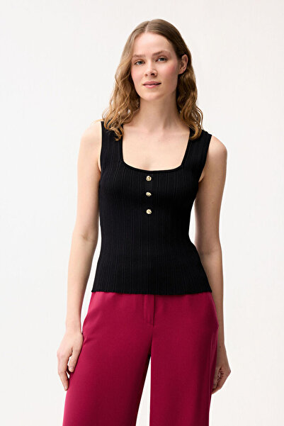 Love My Body Kolsuz Düğmeli Triko Bluz