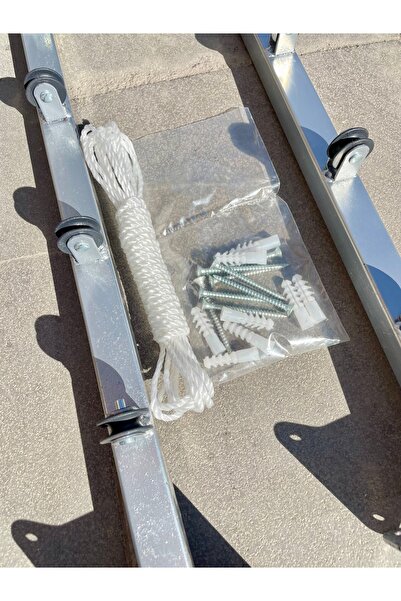 özgürce Pratik Balkon Pencere Tipi Makaralı Çamaşır Kurutma Askısı