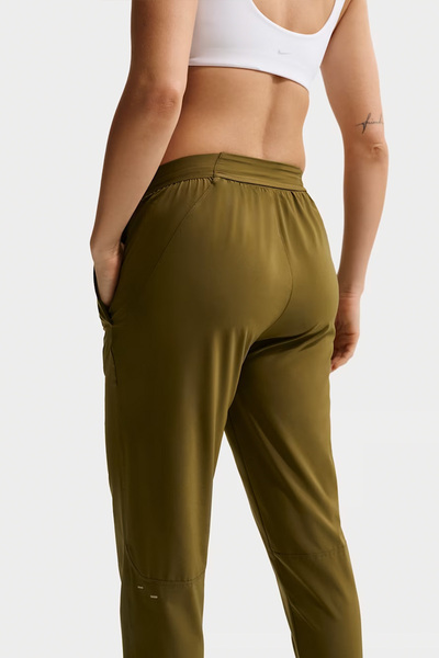 Nike Tempo Kadın Dri-FIT Orta Bel 7/8 Koşu Pantolonu