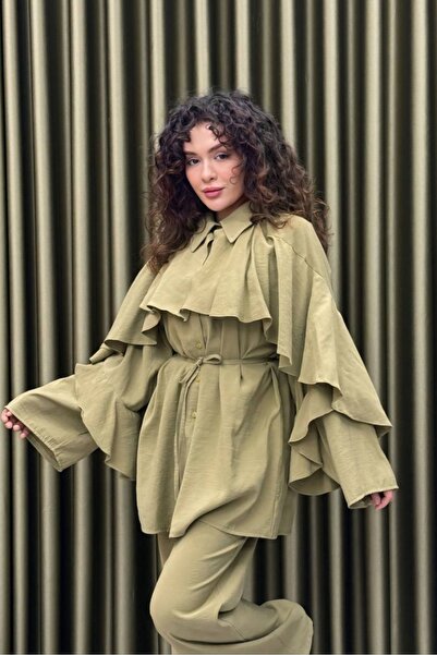 Safgiyim44 Double Set with Shoulder Ruffle Cape