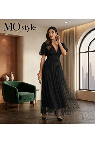 MQ Elegant "MQ style" dress made of fluffy tulle