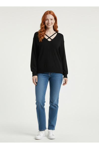 Neden Tekstil Black V-Neck Sweater with Cross Band Detail