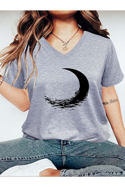 mercoledi Women's Ay Printed V-Neck Sleeved Regular Fit T-Shirt