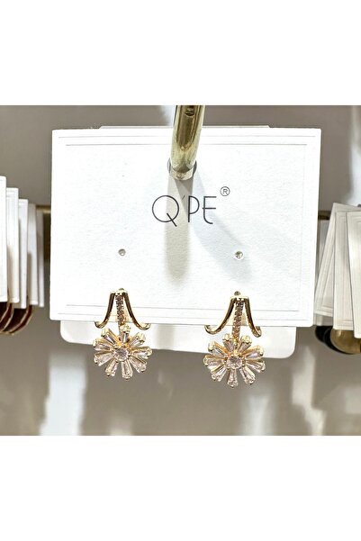 GLOW ACCESSORIES BAE أقراط زهرة صغيرة من الفولاذ المقاوم للصدأ من Qpe