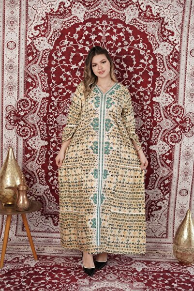 AFandina Jalabiya with a distinctive pattern and a loose fit for greater comf...