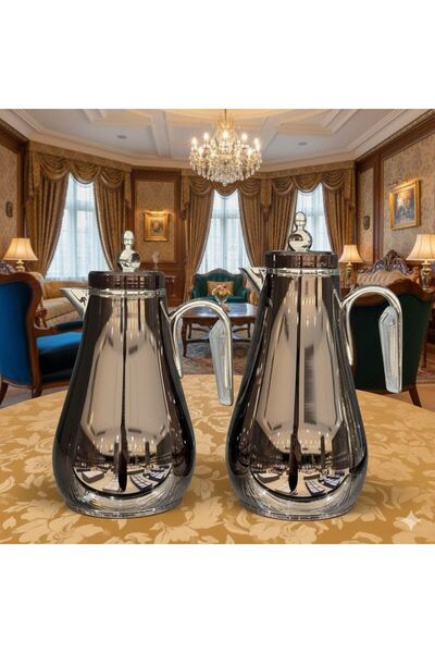 Louvre A silver "imperial" coffee set plated with chrome. Or royal hospitalit...