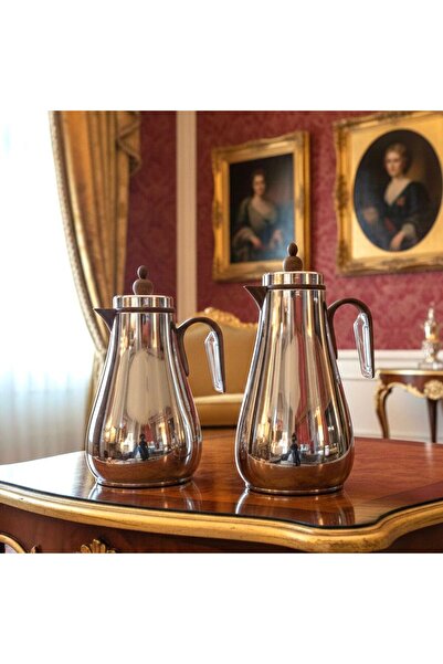 Louvre A silver "imperial" coffee set plated with chrome. Or royal hospitalit...