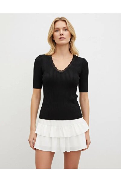 Park Karon Women's V-Neck Lace Detail Ribbed Knit Knitwear Sweater 12427.Vrt