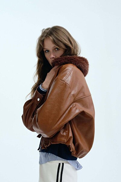 H&M Fluffy-collared jacket