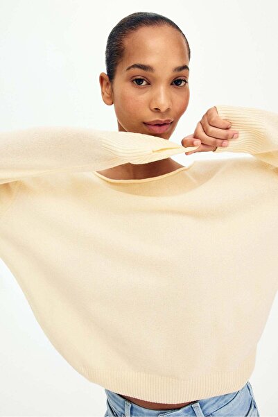 H&M Off-the-shoulder jumper