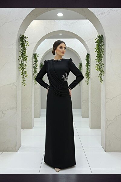 Hakimoda فستان سهرة ريفنا أدريانا باللون الأسود