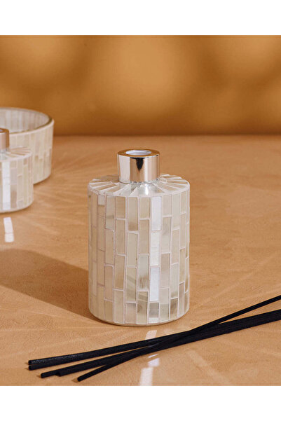 REDTAG موزع عطر في حامل زجاجي - (250 مل) 15% عطر