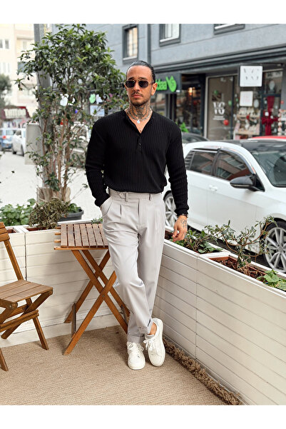 manch collection حياكة عثمانية سويت شيرت محبوك بأزرار باللون الأسود