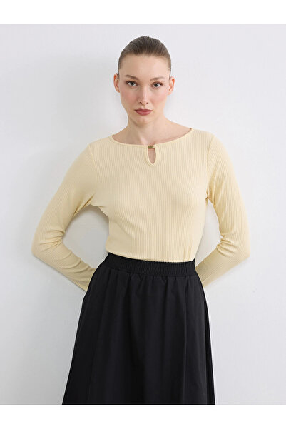 LC Waikiki LCW EVERYDAY Bej guler rotund Body pentru femei