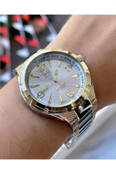 Q&Q Men's Metal Band Wristwatch