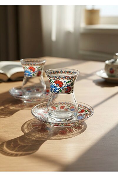 KÜTAHYA HOME Glass Tea Cup and Saucer Set with Turkish Motif Patterns - 4 Pie...