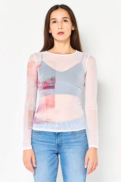 Calvin Klein بلوزة جينز نسائية بيضاء بأكمام طويلة ورقبة دائرية وطبعة جرافيكية