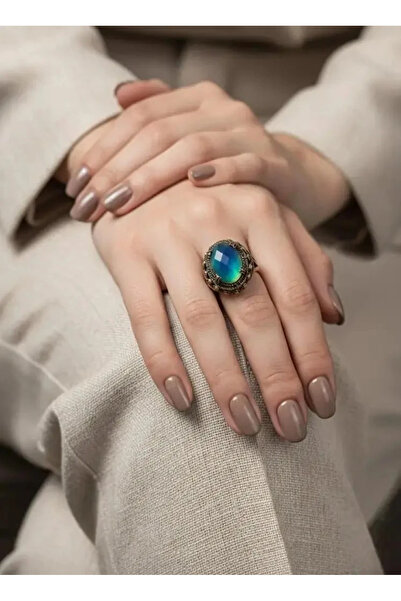 Dorvina Bronze Jewelry Color-Changing Stone Oval Sultan's Cut Adjustable Anti...