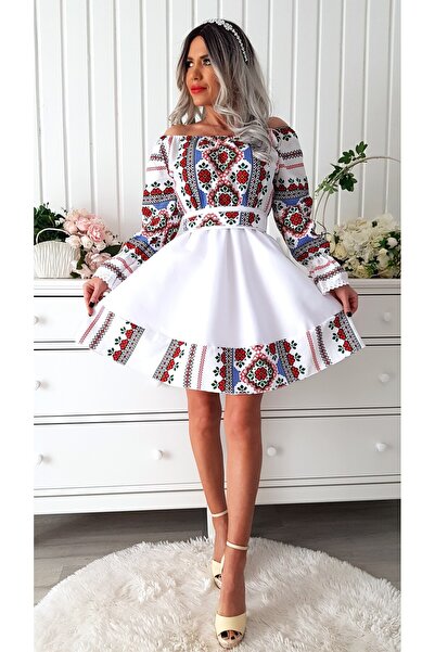 Voguesta Rochie scurtă cu motive tradiționale Eleanora White