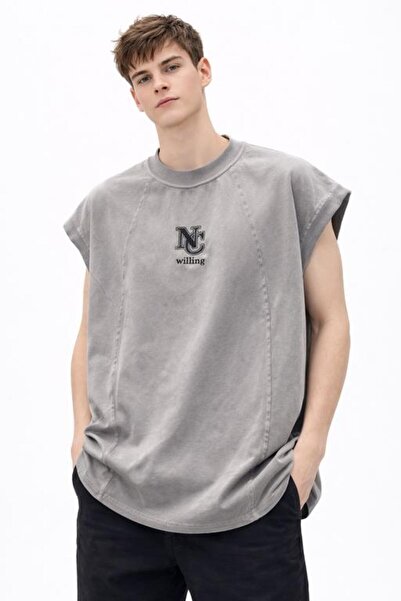 ALANAQA Cut Box Oversized Unisex T-Shirt.