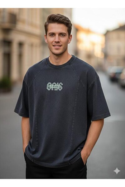 ALANAQA Box Oversized T-Shirt (Unisex)