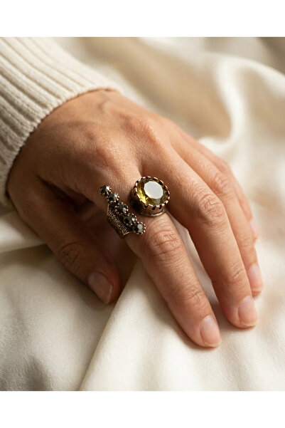 Dorvina Bronze Color Changing Zultanite Stone Front Adjustable Round Cut Anti...