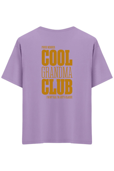 BetterThanCo Cool Grandma Club με τύπωμα Μπλουζάκι με λαιμόκοψη ποδηλάτου ove...