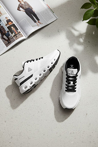 MC Jamper ASMCJ5006 حذاء ميموري فوم للرجال طبي حذاء رياضي أبيض - أسود