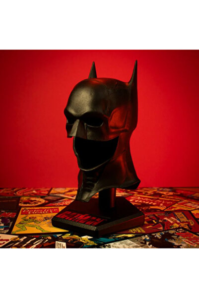 Fanattik The Batman Bat Cowl Replica Limited Edition