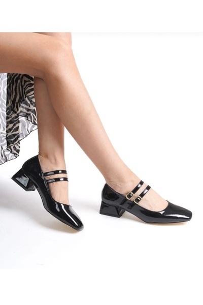 BARIŞ AKBULUT حذاء بإبزيم من الجلد اللامع للزوجين