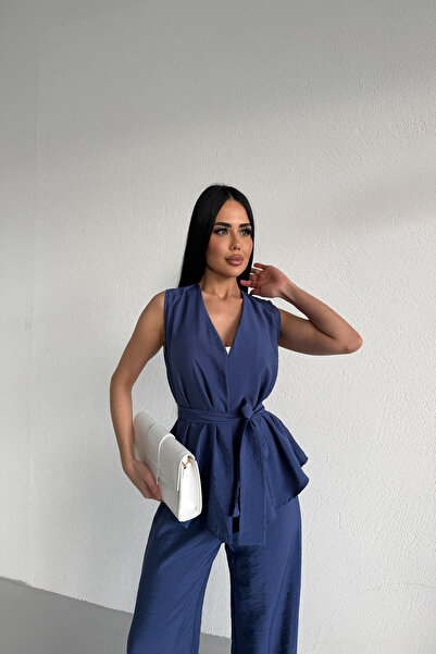 LİLA İSTANBUL Double-Breasted Double Suit with Collar and Belt