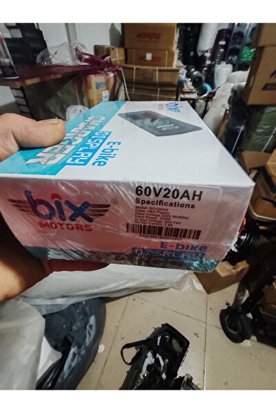Bix 60V 20 ah 5 akülü elektrikli motorsikletler için akü şarj aleti devre kes...