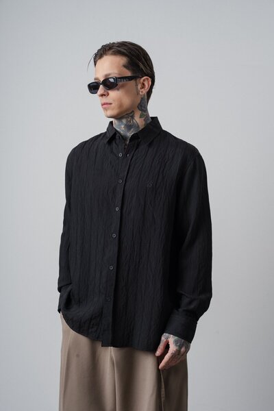 Respire Men's Embroidered Long Sleeve Oversized Shirt Black