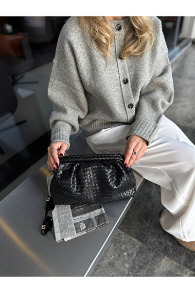 themoiss The Moiss Black Knitted Pattern Clutch Bag