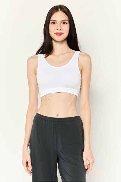 Don't Call Me Jennyfer Women Scoop Neck Sleeveless Plain Tank Top, White