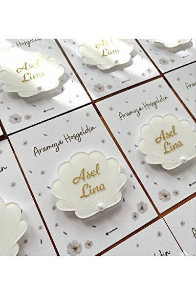 renkli mi renkli tasarım dünyası Bebek hediyelik magnet istiridye gold isimli...