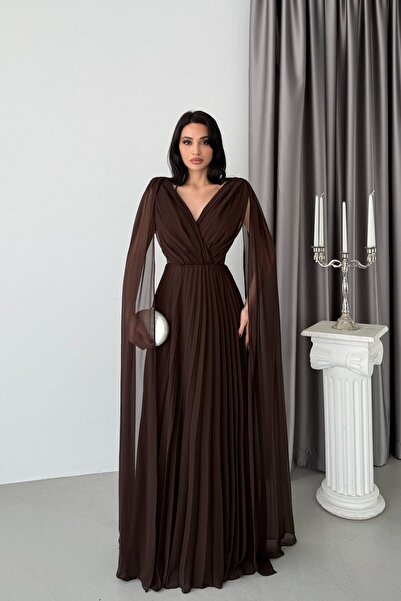 Serica Moda Kahverengi Transparan Detaylı Pelerin Kollu Abiye Elbise