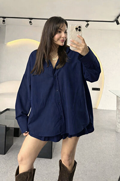 Gizem Ecemiş Monster Lacivert Oversize Gömlek