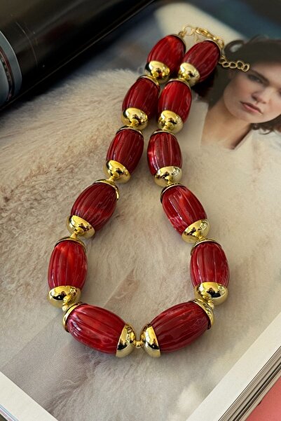 Trendy Butik Red oval necklace