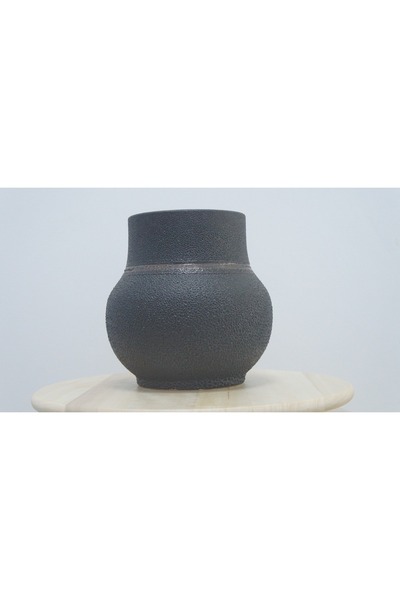 Generic MOON JAR BLACK CERAMIC VASE