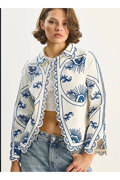 By-esq Women's Embroidered Slim Design Jacket