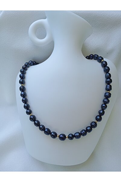 OEM Necklace with 8 mm black pearls and 3mm 18K gold plated beads