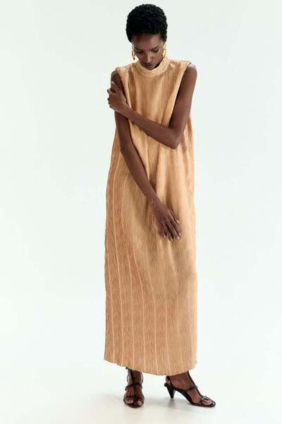 H&M Crinkled sleeveless dress